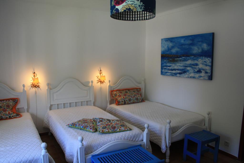 Moby Dick Lodge Malveira da Serra Room photo